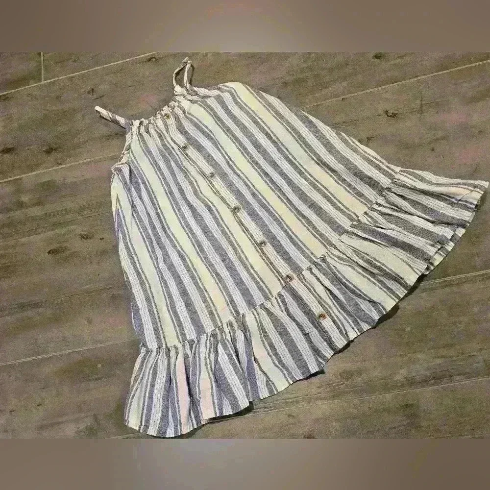 Old Navy Stripped Dress With Button Detailing
